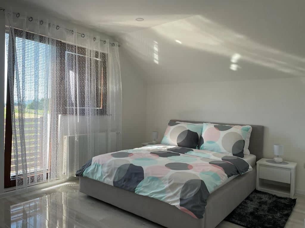 Apartman Pavenka Otočac Exteriör bild