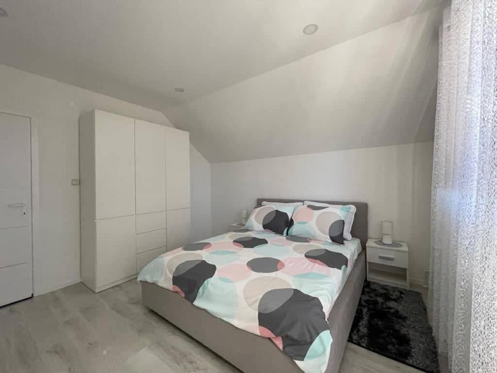 Apartman Pavenka Otočac Exteriör bild